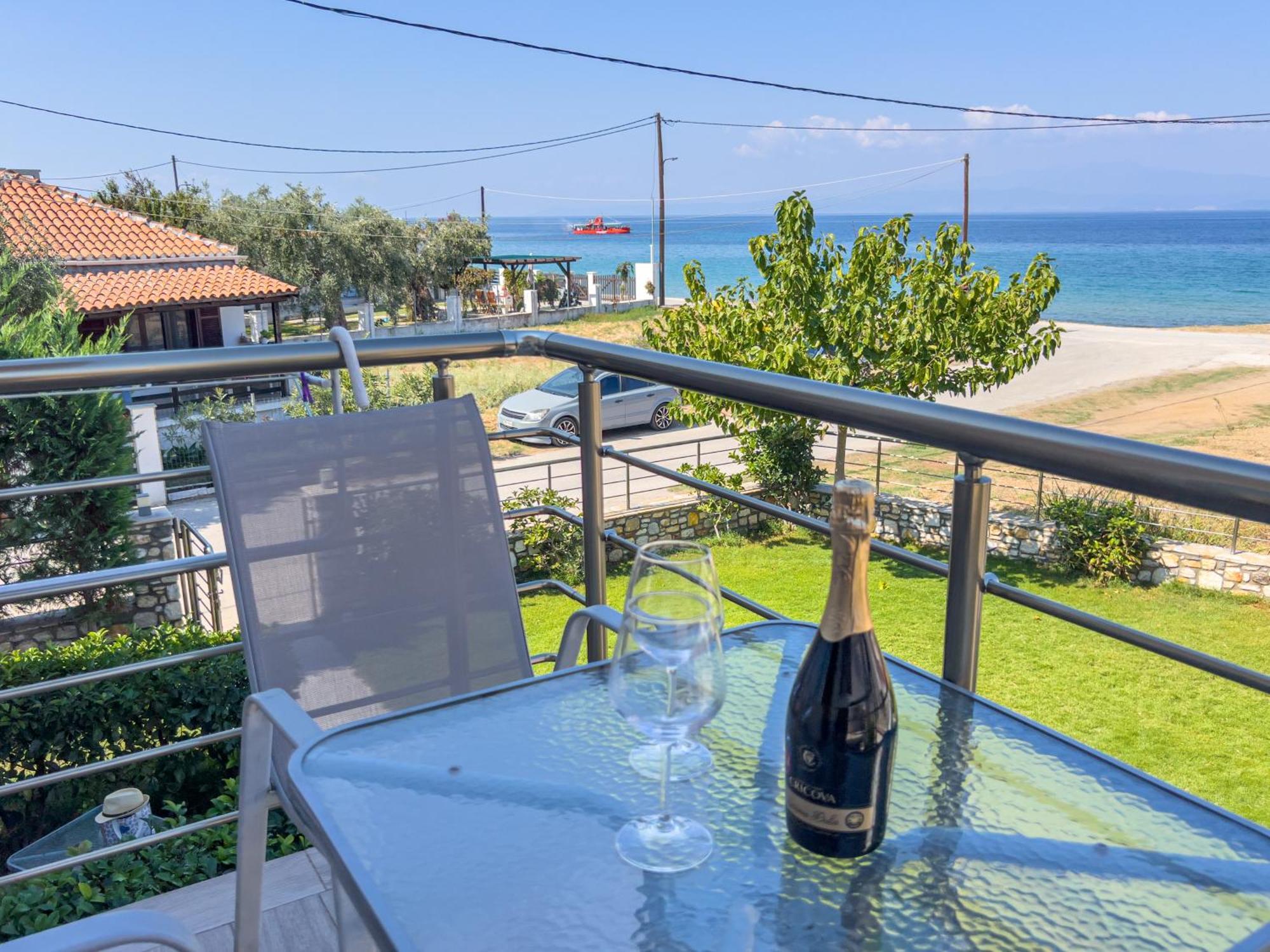 Yalos Beach Maisonettes Skala Sotiros Exterior foto